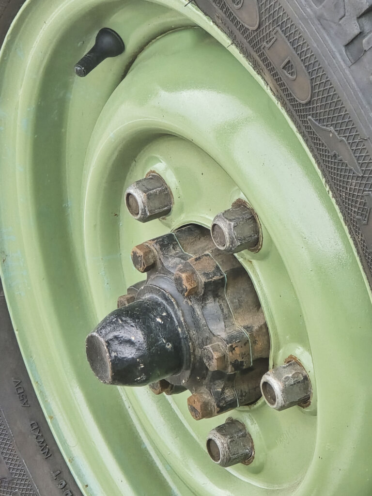 Paintwork on the rims is top quality